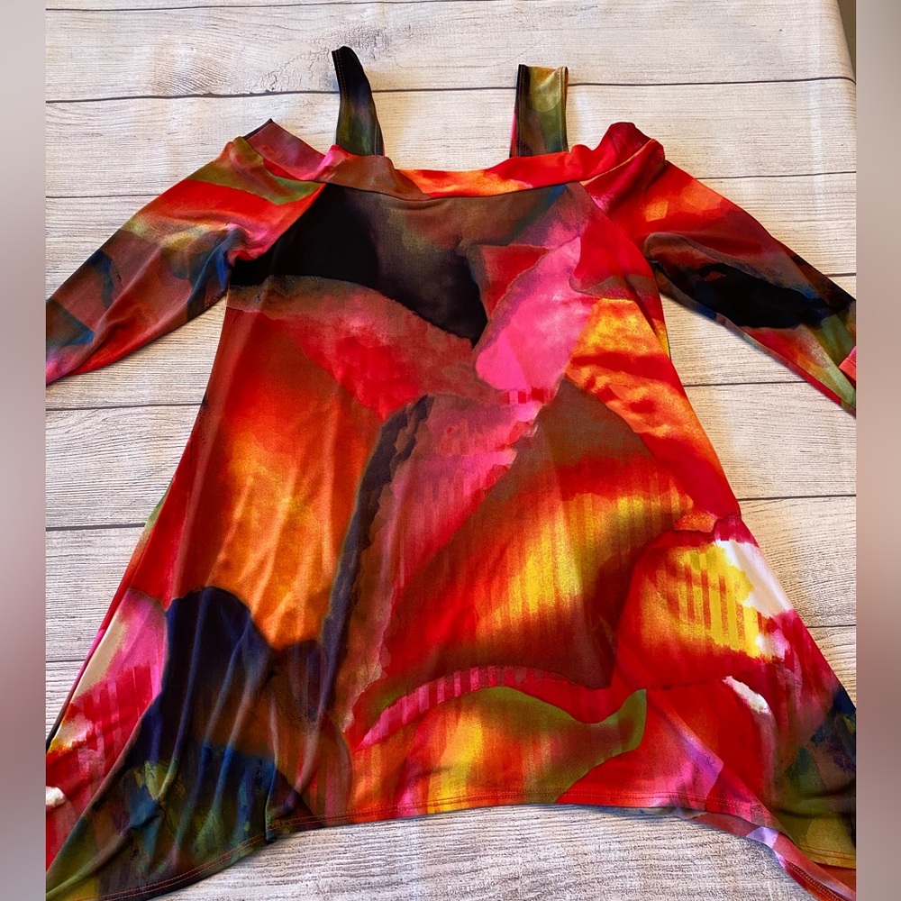Multicolor Top - Picture 2 of 7